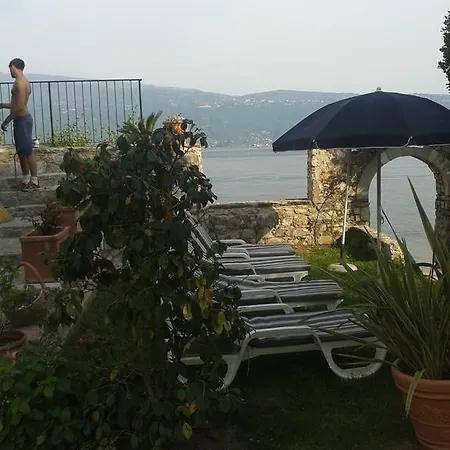 Lägenhetshotell La Limonaia Gargnano